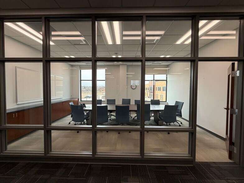 More Photos Of 575 Fallbrook Blvd, Lincoln General Retail For Lease