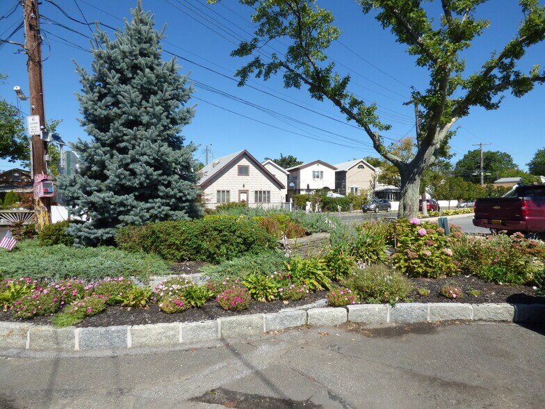 More Photos Of 22B Edgewater Park, Bronx Land For Sale