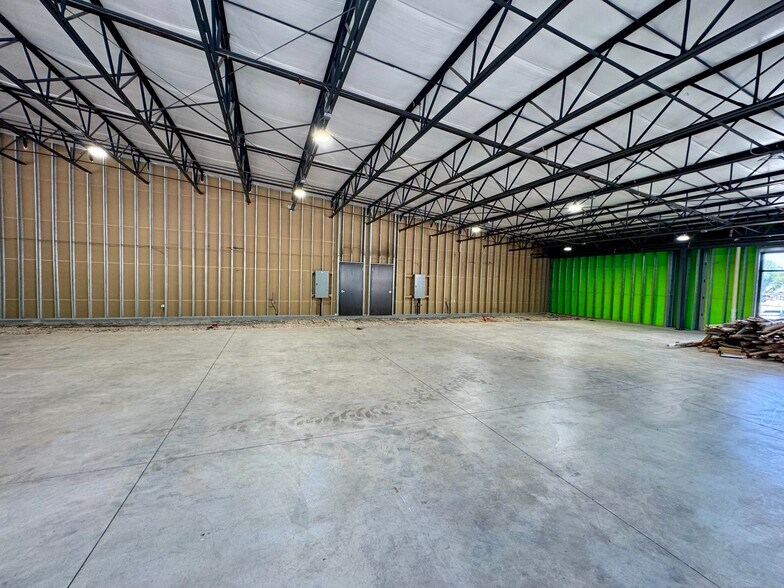 More Photos Of 8850 S Us-89, Willard Light Distribution For Lease