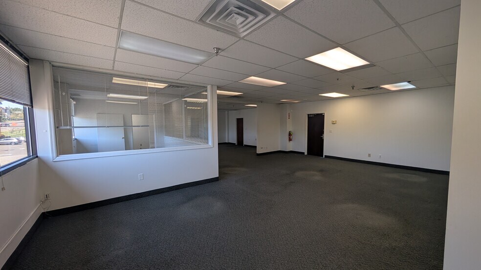 More Photos Of 1320 State Route 23, Wayne Storefront Retail Office For Lease