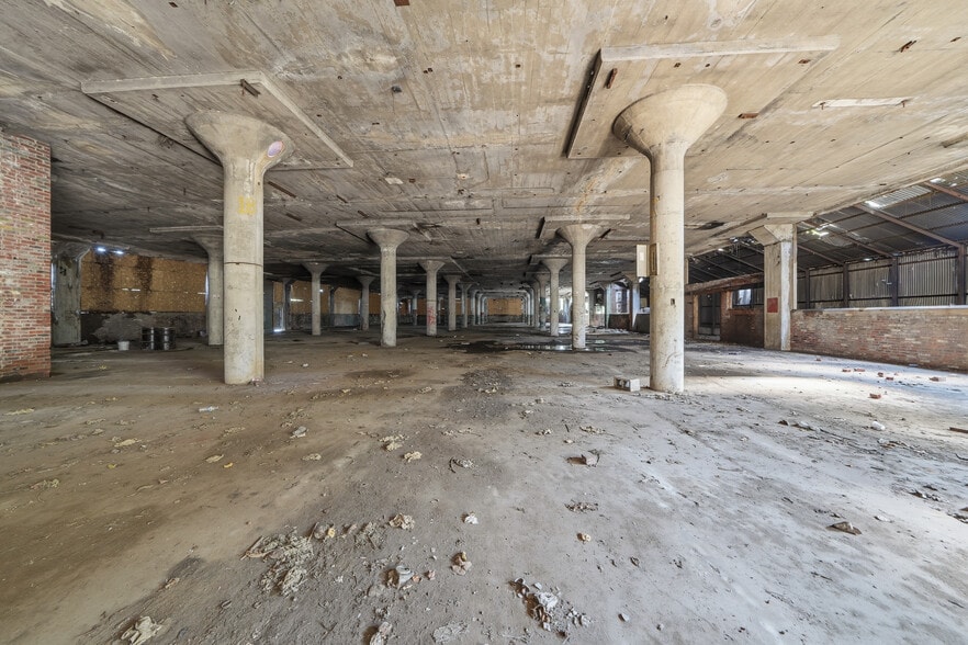 More Photos Of 401 E Allegheny Ave, Philadelphia Manufacturing For Sale