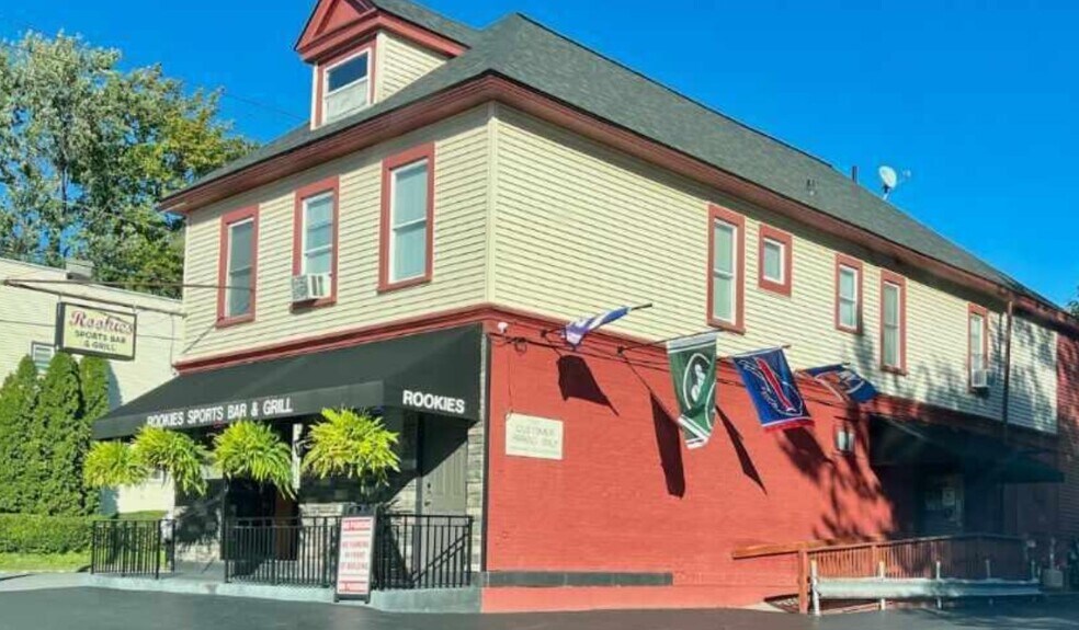 More Photos Of 1524 Van Vranken Ave, Schenectady Bar For Sale