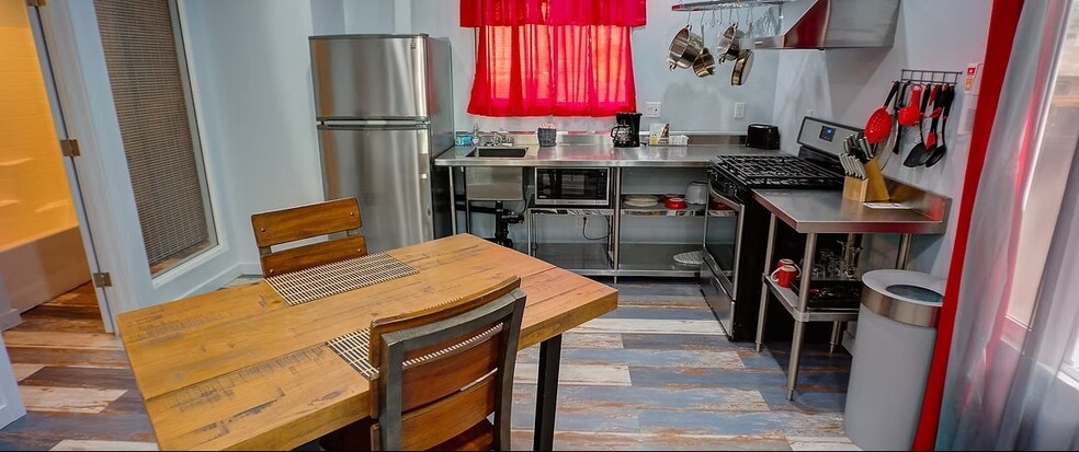 More Photos Of 737 Irving Way, Big Bear City Hotel For Sale