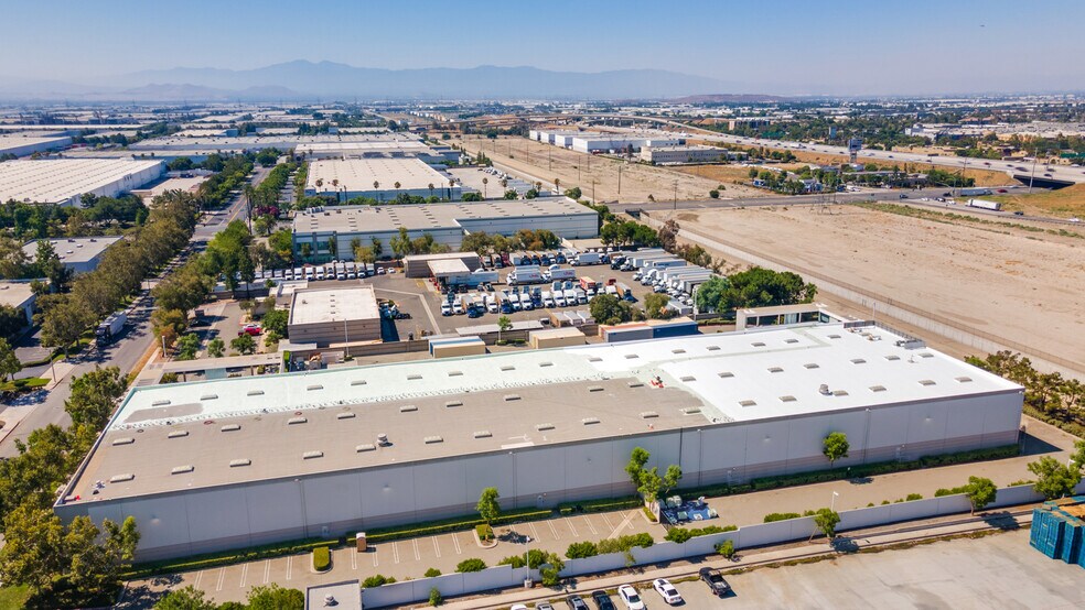 More Photos Of 9570 Santa Anita St, Rancho Cucamonga Warehouse For Lease