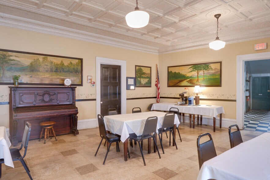 More Photos Of 7304 E Main St, Lima Hotel For Sale