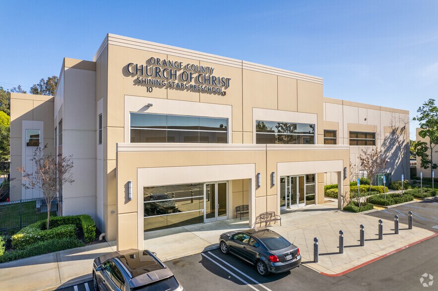 More Photos Of 16 Goodyear, Irvine Light Manufacturing For Lease