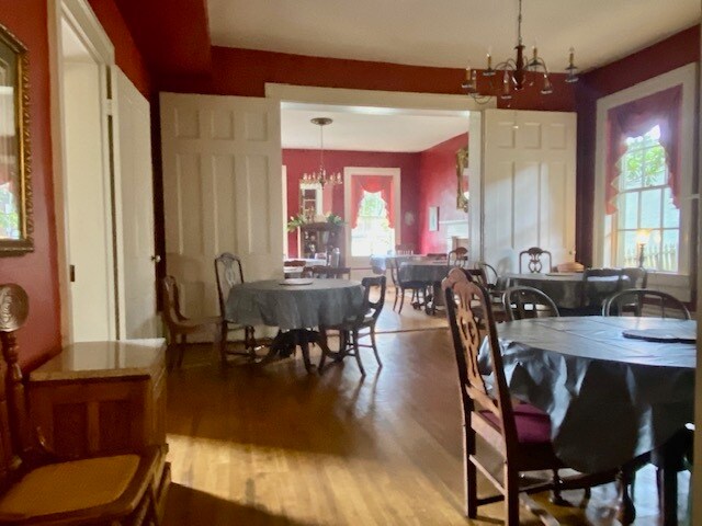 More Photos Of 313 S Green St, Glasgow Hospitality For Sale