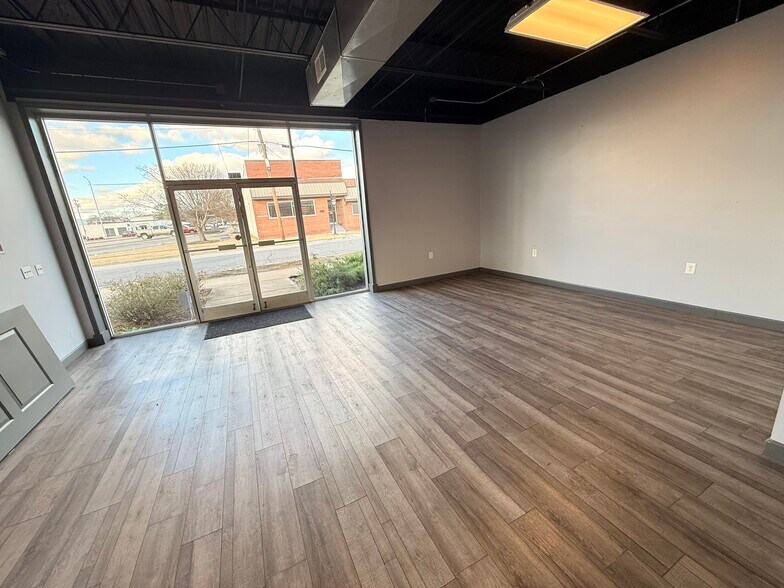More Photos Of 230 W Baltimore St, Jackson Office For Lease