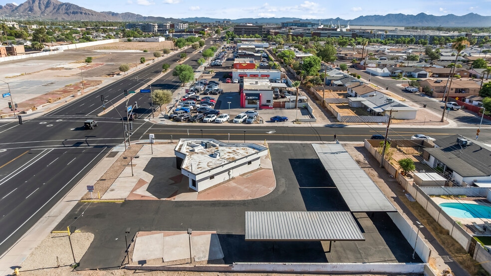 More Photos Of 925 N Scottsdale Rd, Scottsdale Freestanding For Sale