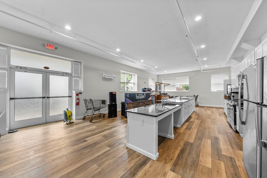 More Photos Of , Ewing Unknown For Sale