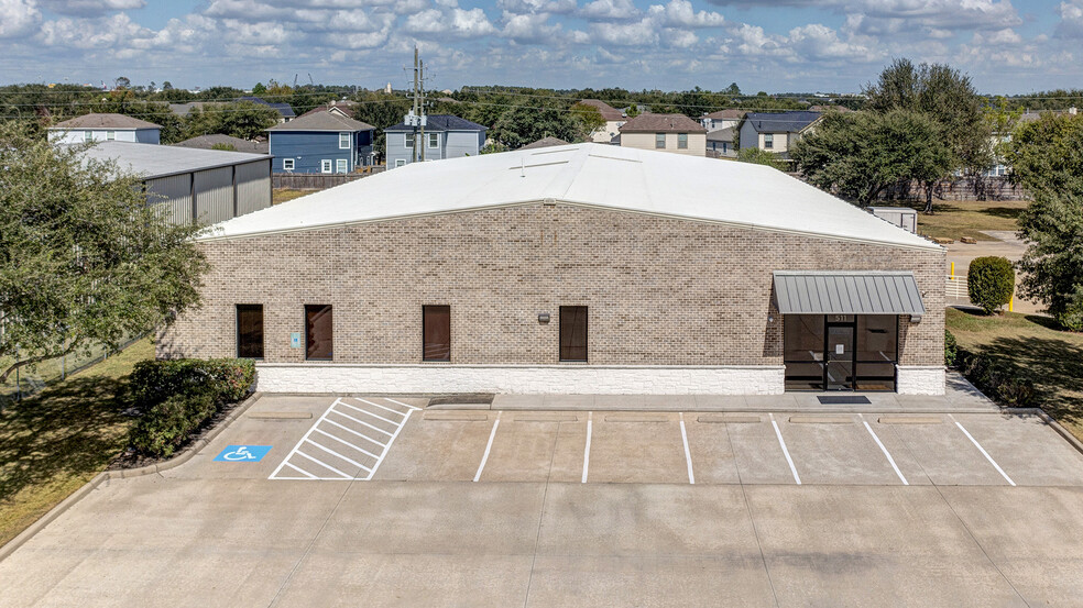 Primary Photo Of 511 Rankin Cir N, Houston Warehouse For Sale