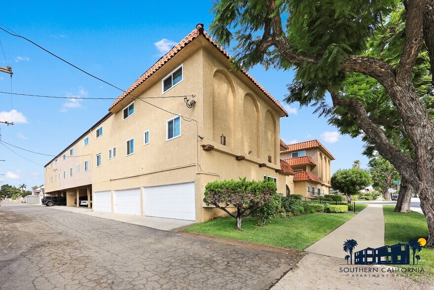 More Photos Of 11447 Broadway, Whittier Apartments For Sale