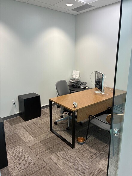 More Photos Of 11215 Conroy Ln, Manchaca Service For Lease