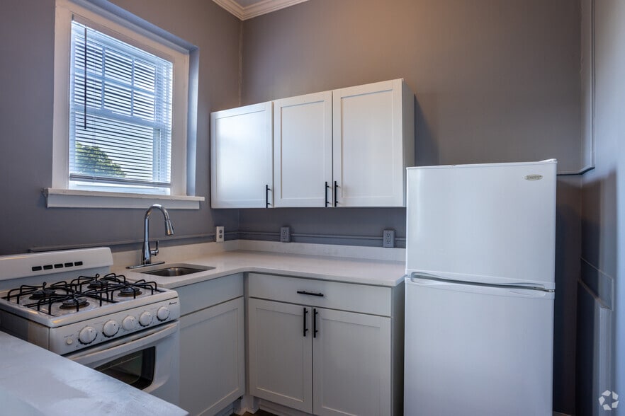 More Photos Of 508 N Tryon St N, Charlotte Apartments For Sale