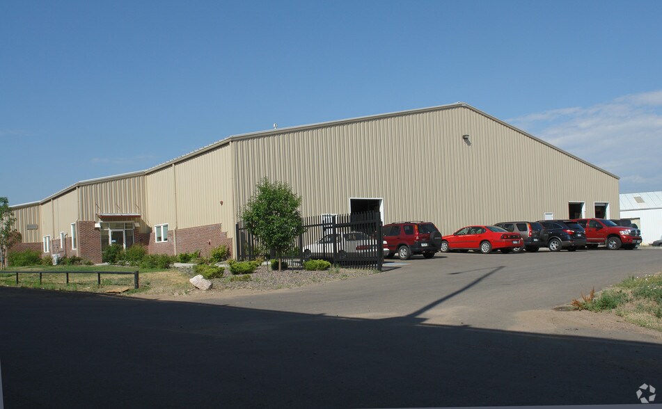 More Photos Of 5301 Vasquez Blvd, Commerce City Warehouse For Lease