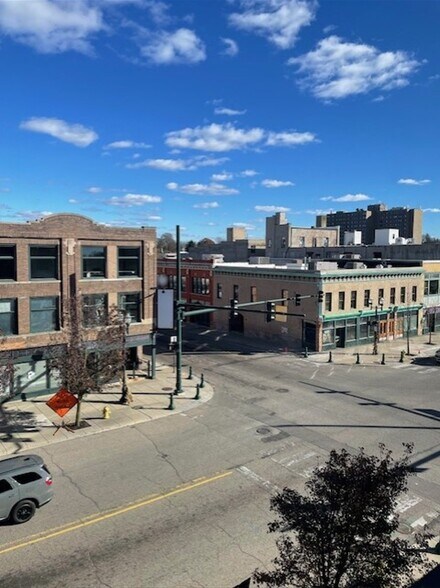 More Photos Of 7 N Saginaw St, Pontiac Office For Lease