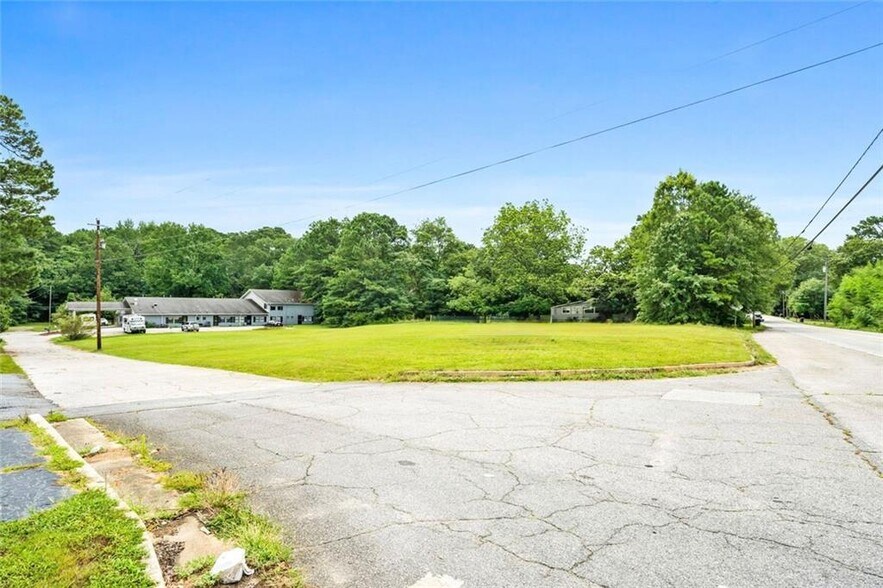 More Photos Of 4279 Austell-Powder Springs Rd, Powder Springs Land For Sale