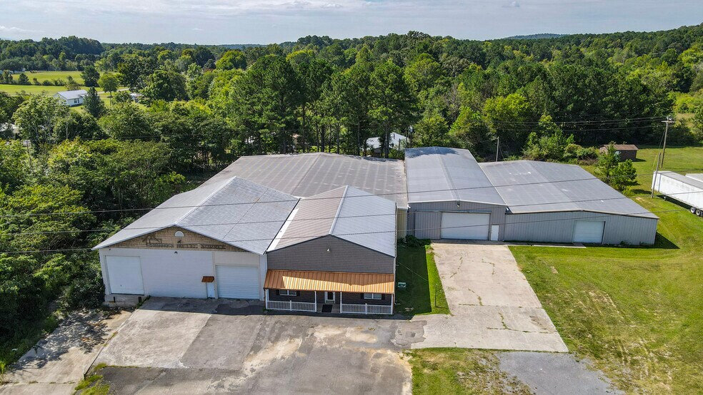 More Photos Of 5534/5546 Waterlevel Hwy, Cleveland Light Distribution For Sale