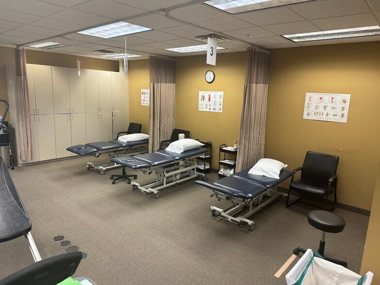 More Photos Of 24715 Little Mack Ave, Saint Clair Shores Medical For Lease