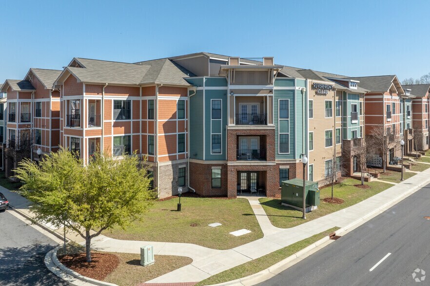 More Photos Of 2330 Jack Warner Pkwy, Tuscaloosa Apartments For Sale