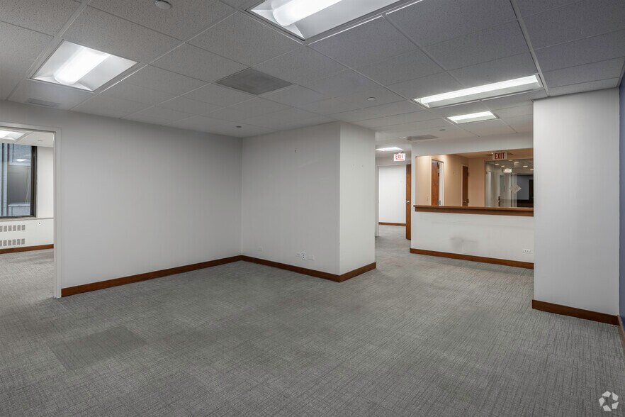 Photo of 9th Floor Ste 900