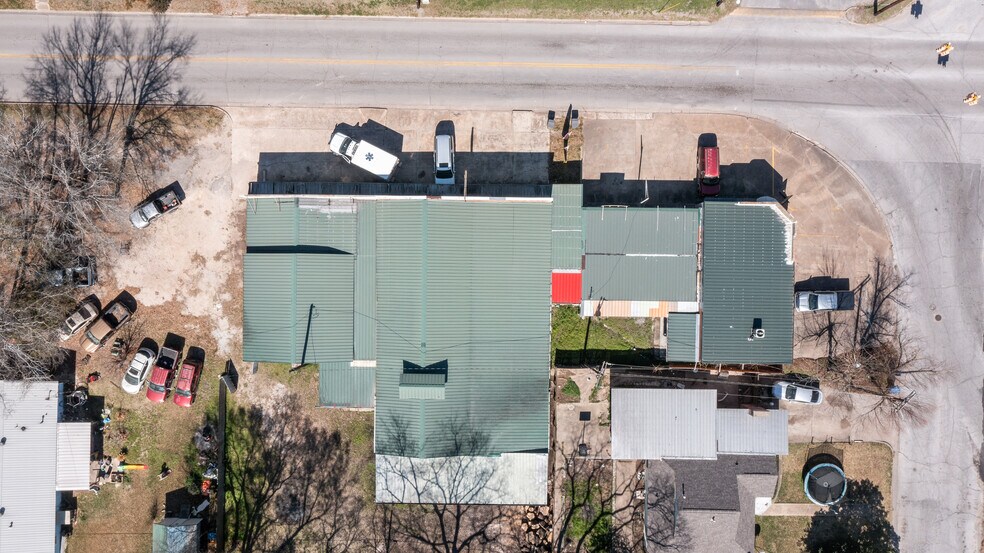 More Photos Of 815 N 3rd St, Lufkin Storefront Retail Office For Sale