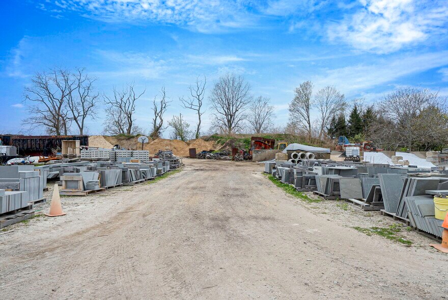 More Photos Of 32830 County Road 48 rd, Peconic Industrial For Sale