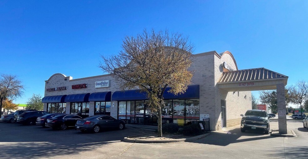 Primary Photo Of 804 E Belt Line Rd, Cedar Hill General Retail For Sale