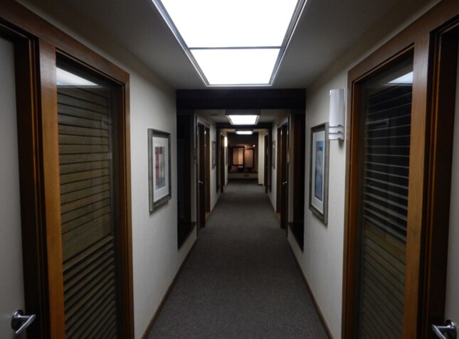 More Photos Of 119-121 E Main St, Visalia Office For Lease