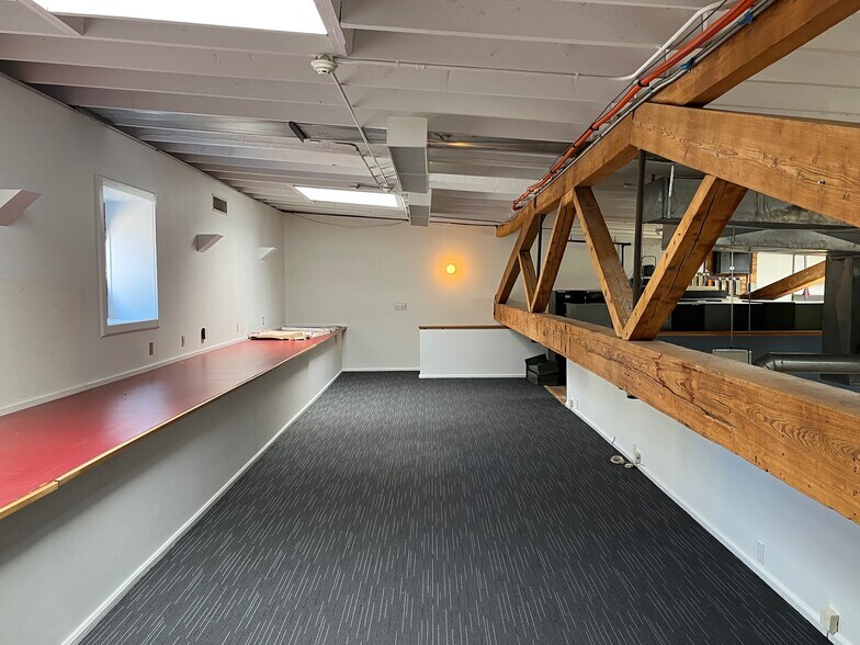 More Photos Of 114 Washington St, Norwalk Office For Sale