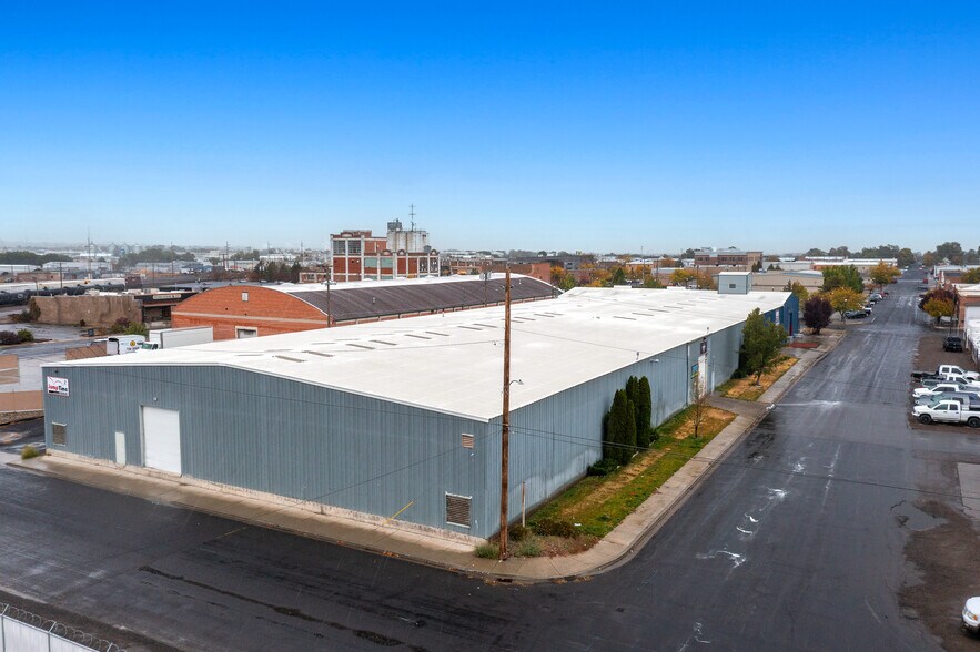 More Photos Of 302-343 3rd Ave S, Twin Falls Warehouse For Sale