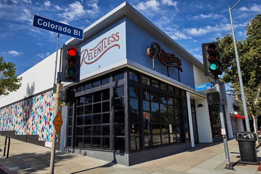 More Photos Of 2129-2133 Colorado Blvd, Eagle Rock Storefront For Sale