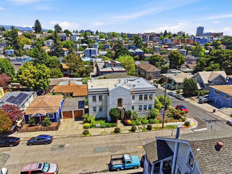 More Photos Of 304 Fairmount Ave, Oakland Apartments For Sale