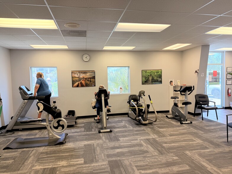 More Photos Of 309-313 W Bass St, Kissimmee Medical For Lease