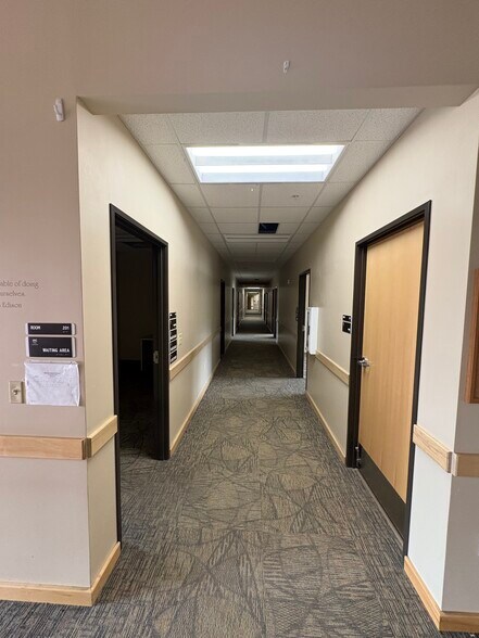 More Photos Of 600 E Railroad Ave, Wasilla Office For Sale
