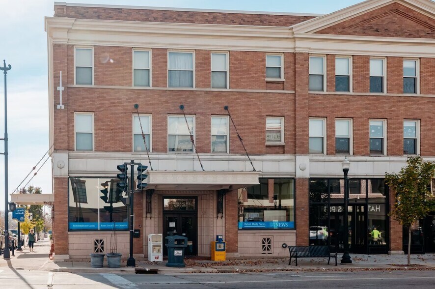 More Photos Of 444 E Grand Ave, Beloit Apartments For Lease
