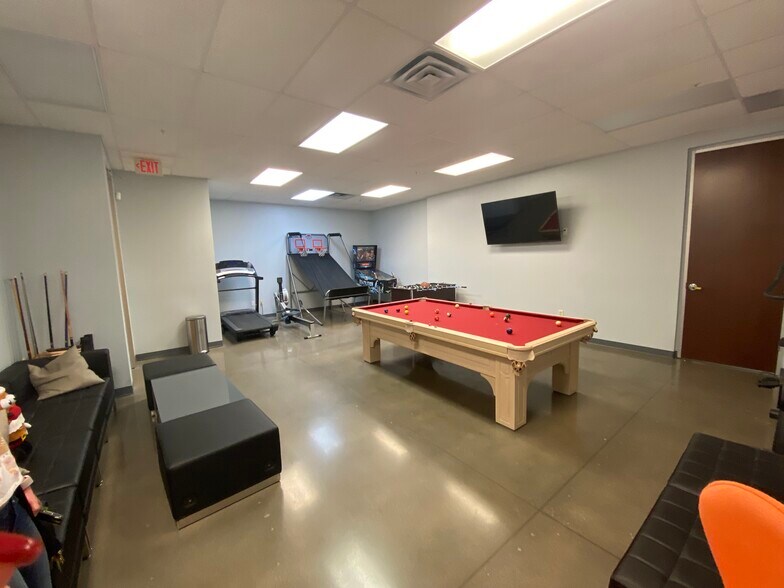 More Photos Of 3301 Matrix Dr, Richardson Research And Development For Sale