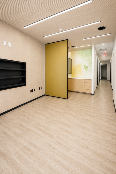 More Photos Of 314 Brighton Beach Ave, Brooklyn Storefront Retail Office For Lease