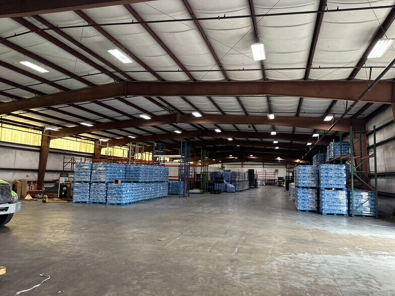 More Photos Of 10284 US Highway 19 N, Pinellas Park Unknown For Lease