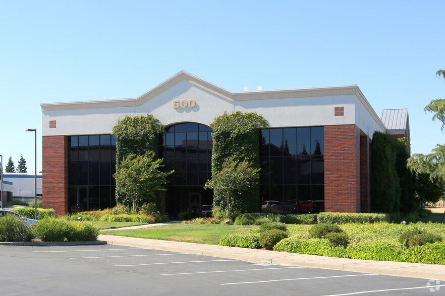 More Photos Of 500 Chadbourne Rd, Fairfield Office For Lease