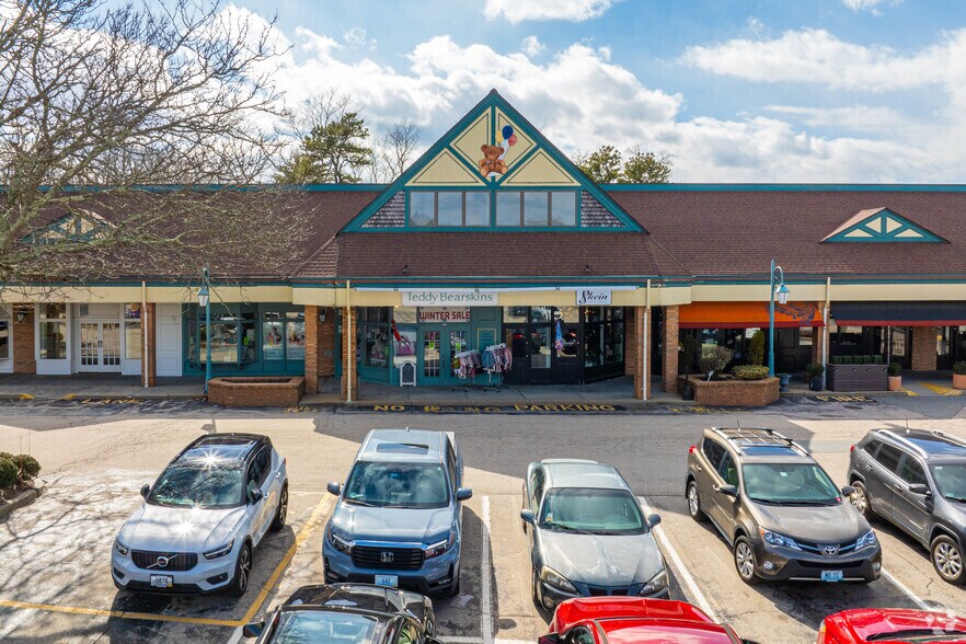 More Photos Of 5600 Post Rd, East Greenwich Unknown For Lease