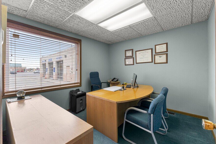 More Photos Of 6336 Fox Ave, Allen Park Office For Sale