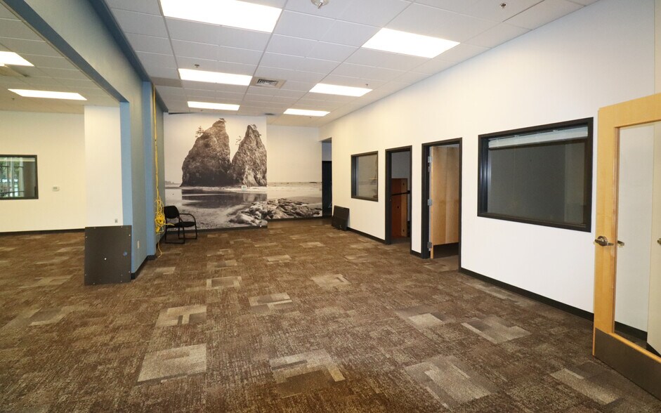 More Photos Of 400 International Way, Springfield Office For Lease