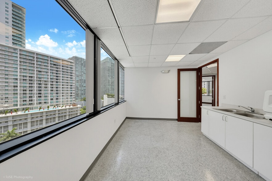 More Photos Of 1200 Brickell Ave, Miami Loft Creative Space For Sale