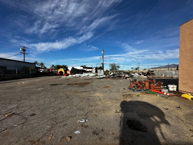 More Photos Of 5141 Calmview Ave, Baldwin Park Service For Lease