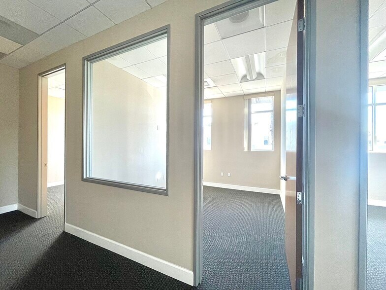 More Photos Of 14728 Pipeline Ave, Chino Hills Office For Lease