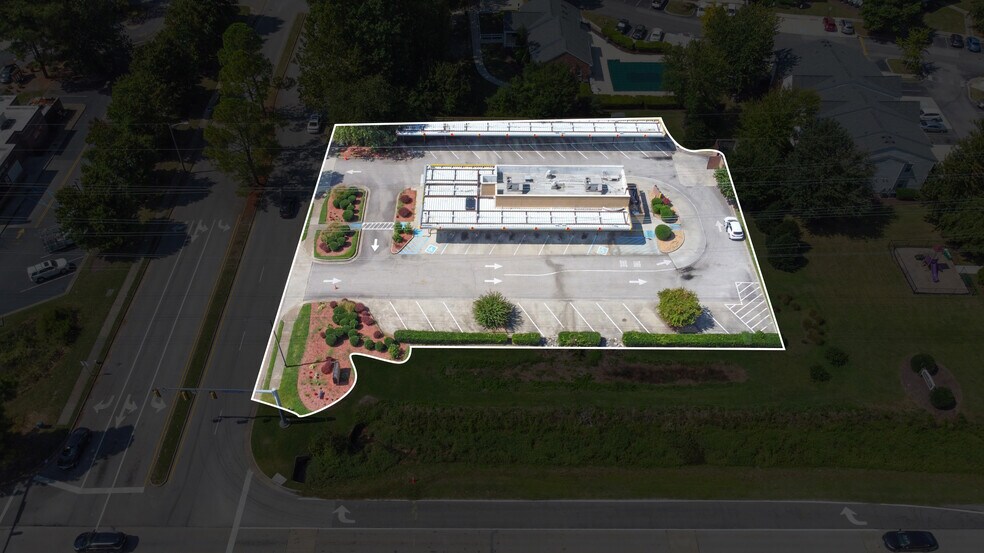 More Photos Of 200 Floyd Thompson Blvd, Hampton Fast Food For Lease