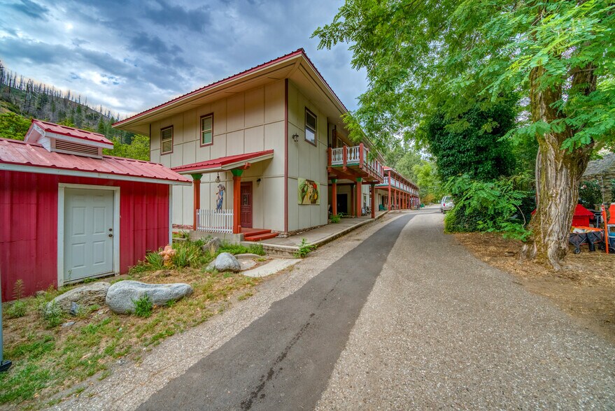 More Photos Of 14785 Belden Town rd, Belden Hotel For Sale