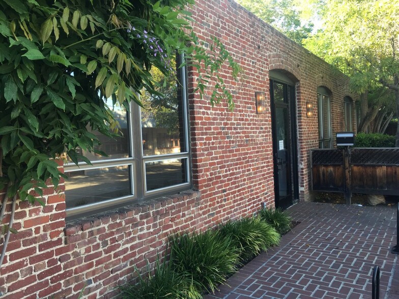 Primary Photo Of 247 High St, Palo Alto Office For Lease