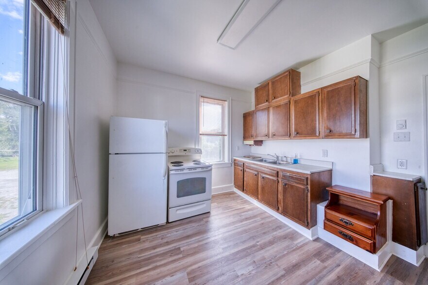 More Photos Of 9 Mongaup Rd, Hurleyville Apartments For Sale